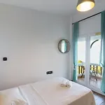 Blu: Beachfront With Amazing View