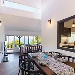 别墅 Blu: Beachfront With Amazing View