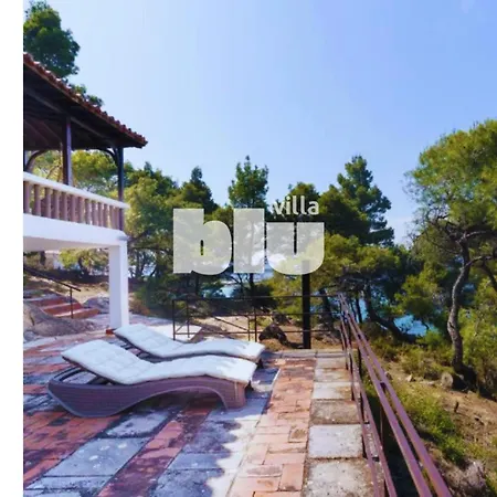 Blu: Beachfront With Amazing View