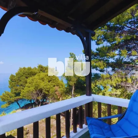 Blu: Beachfront With Amazing View