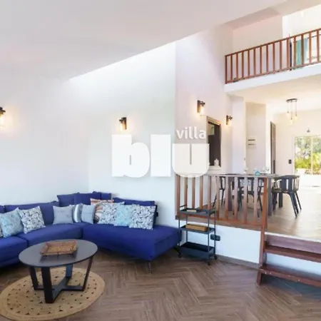Blu: Beachfront With Amazing View * Vourvourou