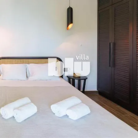 Villa Blu: Beachfront With Amazing View
