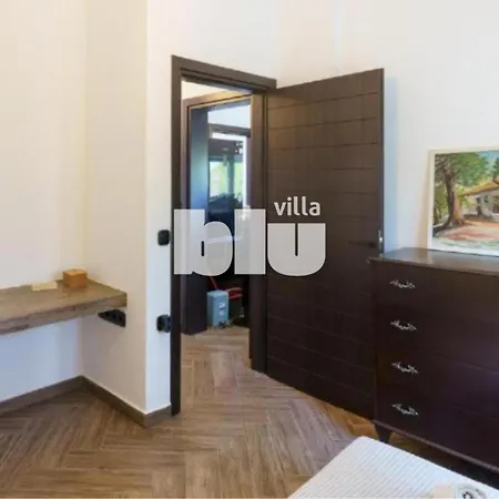 Villa Blu: Beachfront With Amazing View Vourvourou
