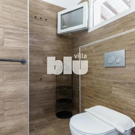Blu: Beachfront With Amazing View