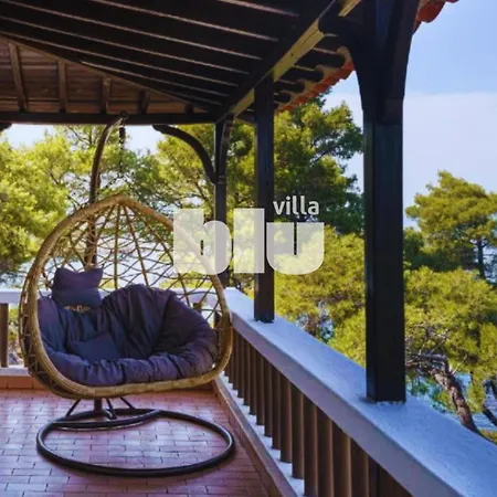 Blu: Beachfront With Amazing View *