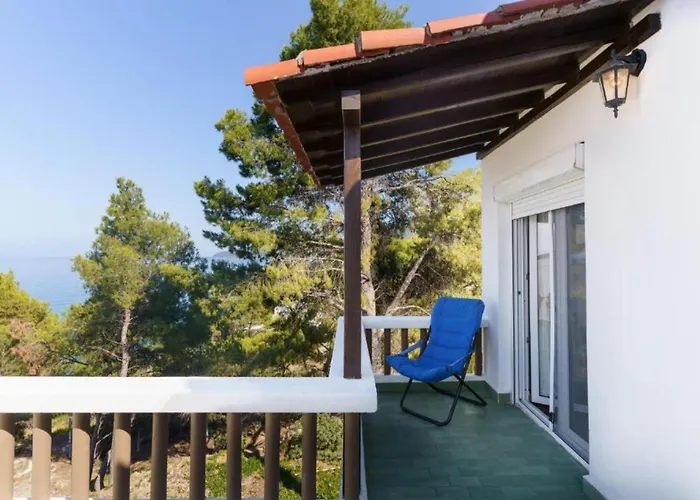 Villa Blu: Beachfront With Amazing View Vourvourou