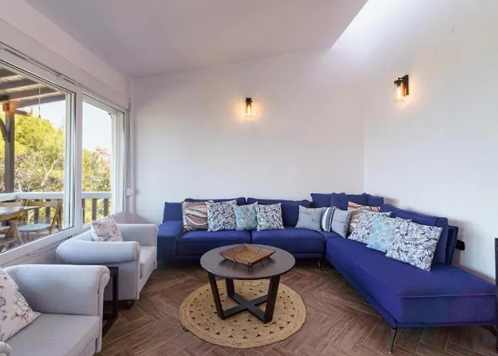 Villa Blu: Beachfront With Amazing View