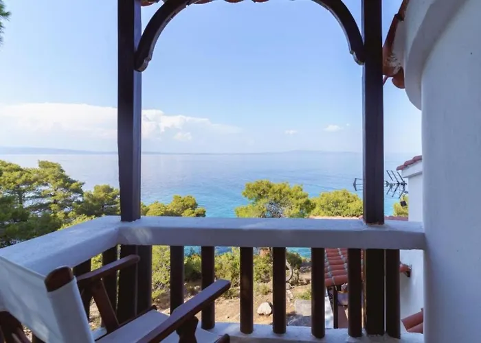 Villa Blu: Beachfront With Amazing View Vourvourou